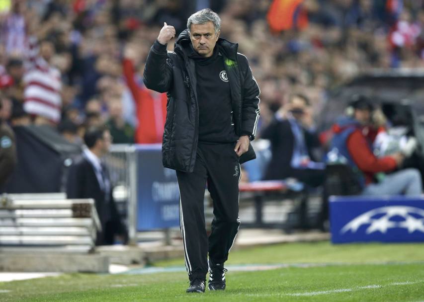 Jos Mourinho non si schioda dal Chelsea. Nonostante una stagione senza successi, il portoghese  stato confermato alla guida del progetto dei Blues (confermato).